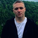 Знакомства: Максим, 21 год, Адлер