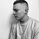 Знакомства: Кирилл, 35 лет, Москва