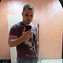Знакомства: Иван, 32 года, Ульяновск