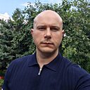 Знакомства: Илья, 40 лет, Калуга