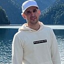 Знакомства: Артём, 38 лет, Орел