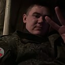 Знакомства: Артем, 32 года, Анива