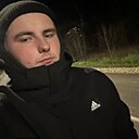 Знакомства: Данилл, 22 года, Киреевск