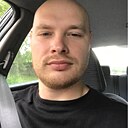 Знакомства: Евгений, 32 года, Санкт-Петербург