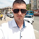 Знакомства: Юра, 32 года, Холмск