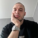 Знакомства: Artem, 32 года, Москва