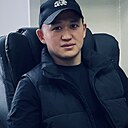 Знакомства: Adil, 29 лет, Семей