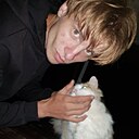 Знакомства: Артём, 20 лет, Горки