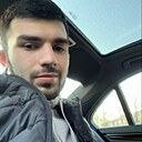 Знакомства: Руслан, 26 лет, Москва