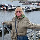 Знакомства: Виктория, 65 лет, Санкт-Петербург