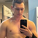 Знакомства: Андрей, 23 года, Адлер