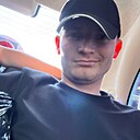 Знакомства: Valera, 28 лет, Снежное