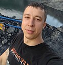 Знакомства: Евгений, 32 года, Владивосток