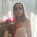Знакомства: Лена, 34 года, Красный Луч