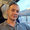 Знакомства: Wiktor, 37 лет, Свидник