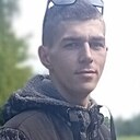Знакомства: Сергей, 21 год, Петриков