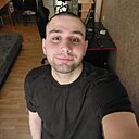 Знакомства: Арнольд, 27 лет, Владикавказ
