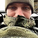 Знакомства: Максим, 21 год, Новоазовск