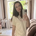 Знакомства: Даша, 35 лет, Москва