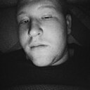 Знакомства: Денис, 22 года, Костюковичи