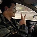 Знакомства: Gabriel, 24 года, București