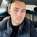 Знакомства: Евгений, 26 лет, Яблоновский