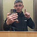Знакомства: Victor, 29 лет, Краков