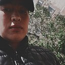 Знакомства: Шухрат Бердиёров, 32 года, Боровичи