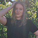 Знакомства: Виктория, 18 лет, Саратов