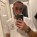Знакомства: Валерий, 25 лет, Судак