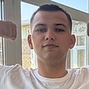 Знакомства: Кирилл, 18 лет, Амурск