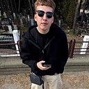 Знакомства: Андрей, 21 год, Минск