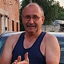 Знакомства: Иван, 66 лет, Санкт-Петербург