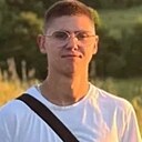 Знакомства: Макс, 19 лет, Канаш