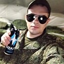 Знакомства: Максим, 27 лет, Луганск