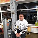 Знакомства: Андрей, 37 лет, Усолье-Сибирское