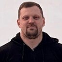 Знакомства: Кирилл, 33 года, Оренбург