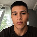 Знакомства: Амир, 18 лет, Каунас