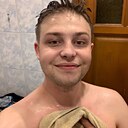 Знакомства: Андрей, 23 года, Минск