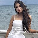 Знакомства: Alina, 23 года, Бишкек
