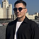 Знакомства: Евгений, 25 лет, Москва