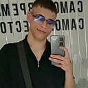 Знакомства: Антон, 19 лет, Мстиславль