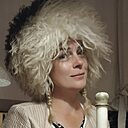 Знакомства: Кира, 37 лет, Новотитаровская