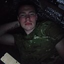 Знакомства: Макс, 30 лет, Волноваха