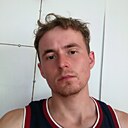 Знакомства: Кирилл, 28 лет, Воткинск
