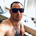 Знакомства: Олег, 33 года, Херсон