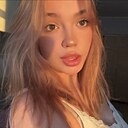 Знакомства: Мила, 19 лет, Санкт-Петербург