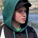 Знакомства: Максим, 21 год, Орехово-Зуево