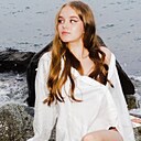 Знакомства: Полина, 22 года, Благовещенск