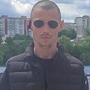 Знакомства: Artur, 38 лет, Монастырище